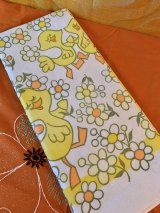 FLOWER&Dancing Chick Vintage PaperTableCloth