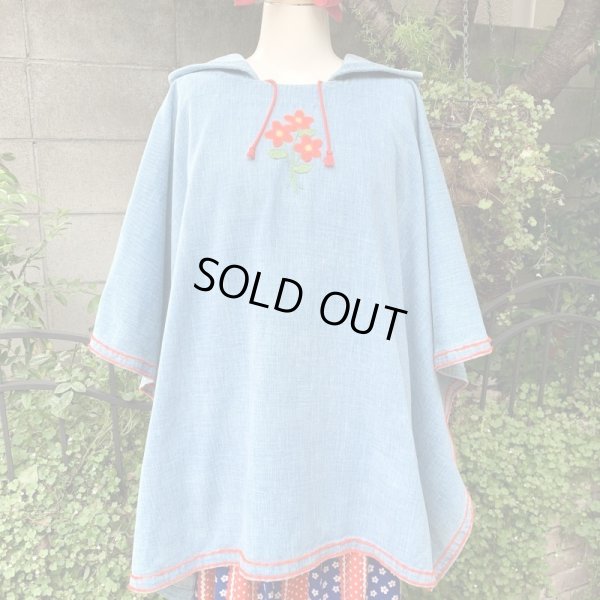 画像1: Vintage Flower embroidery hooded poncho