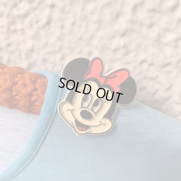 画像1: OLD Minnie Mouse plastic badge