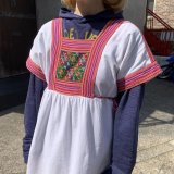 Vintage wh embroidery dress