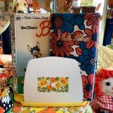 DEADSTOCK Vintage flower pattern cutting board stand