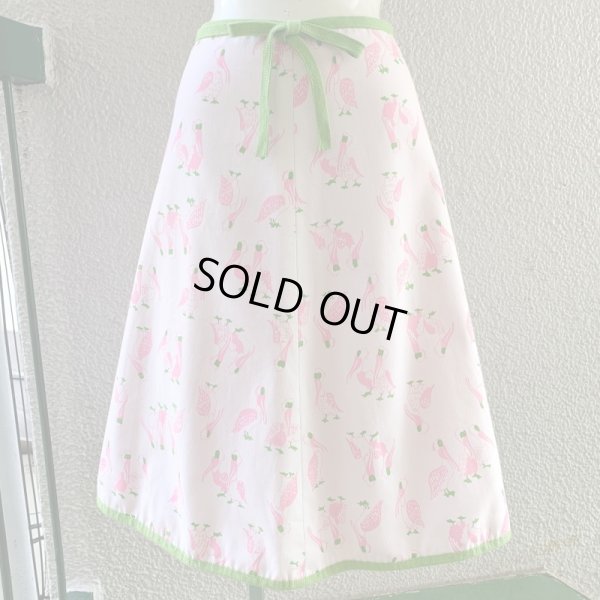 画像1: Vintage pink lightgreen stork printed wrap skirt