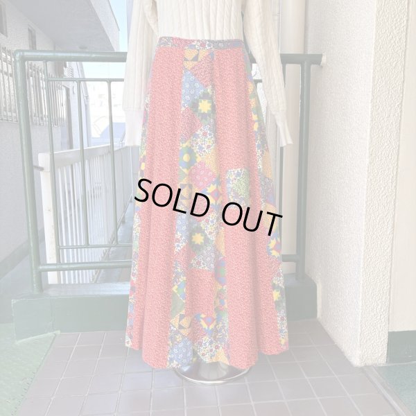 画像1: Vintage flower patchwork printed 2pocket long skirt