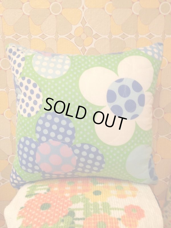 画像1: FLOWER Dot Cushion