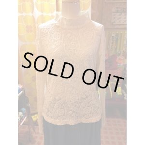 画像: アイボリーカラーFLOWERレースTOPS