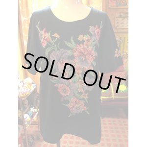 画像: クロスステッチFLOWER刺繍Tee
