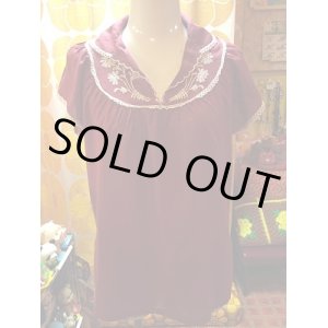 画像: ボルドーカラー　刺繍TOPS