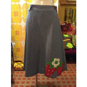 画像: イチゴ🍓パッチ　ラップスカート