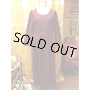 画像: ボルドーコーデュロイ 七分丈ワンピース