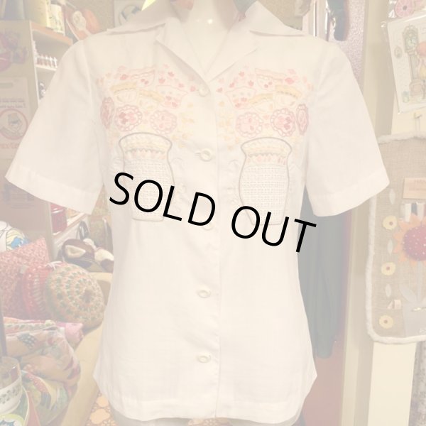 画像1: Flower embroidered blouse