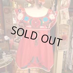 画像: Mexican flower embroidered tops