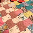 画像2: Vintage patchwork quilt(Flower・Plaid・cherry・etc)