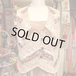 画像: Reversible flower pattern quilting vest
