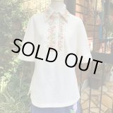画像: Vintage flower cross stitch short sleeve top