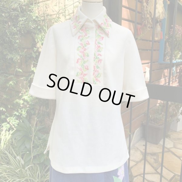 画像1: Vintage flower cross stitch short sleeve top