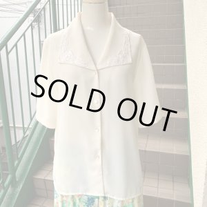 画像: Made in Canada Wh lace blouse