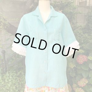 画像: Mint Green dot embroidery frilled sleeves blouse