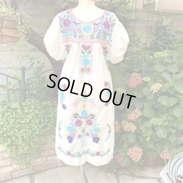 画像1: Vintage Wh mexican embroidery dress