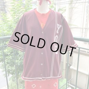 画像: Vintage bordeaux/white baseball shirt