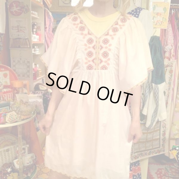 画像1: Vintage butterfly sleeve embroidery tunic dress