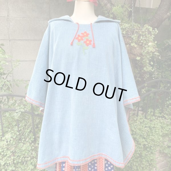 画像1: Vintage Flower embroidery hooded poncho