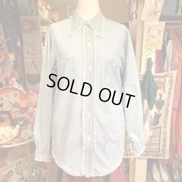 画像1: Vintage mushroom&flower embroidery chambray shirt