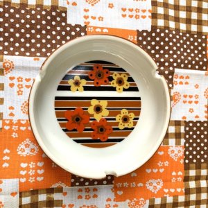 画像: Vintage Flower printed ashtray