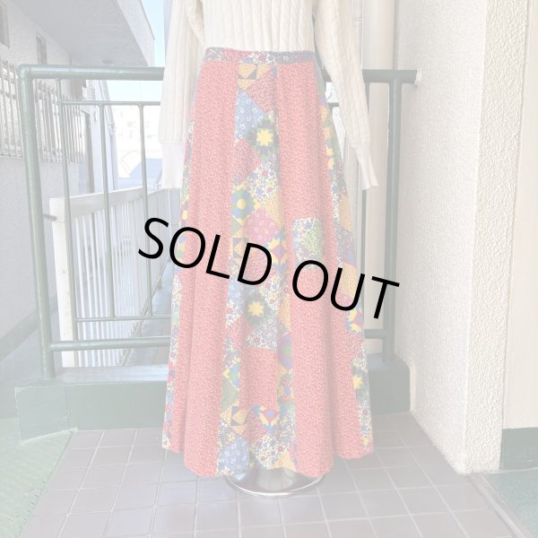 画像1: Vintage flower patchwork printed 2pocket long skirt