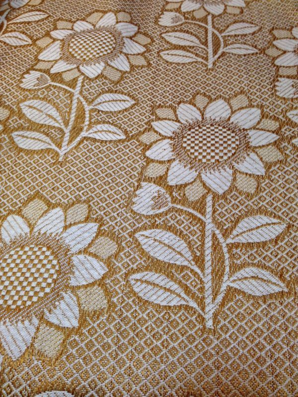 画像: Ｌｉｇｈｔ　Ｂｒｏｗｎ FLOWER カットクロス