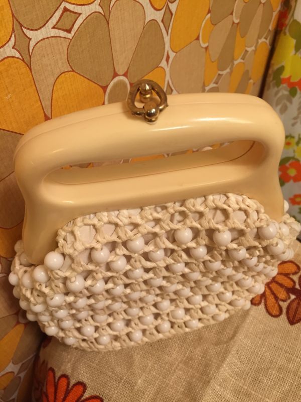 画像: IVORYハンドル　ヴィンテージWHITE BEADS BAG