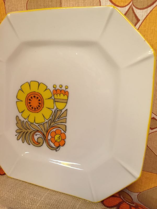 画像: イエローラインFLOWER PLATE