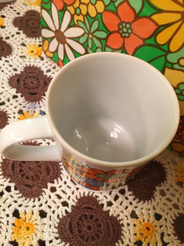 画像: レトロFLOWER脚付きMug