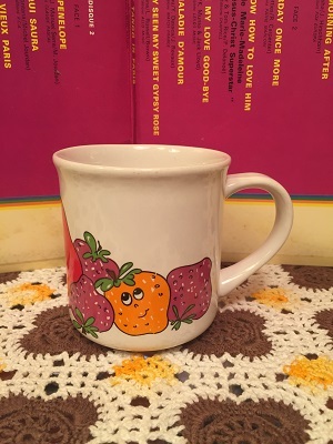 画像: Nancy Lynn 陶器製フルーツカトゥーンMug