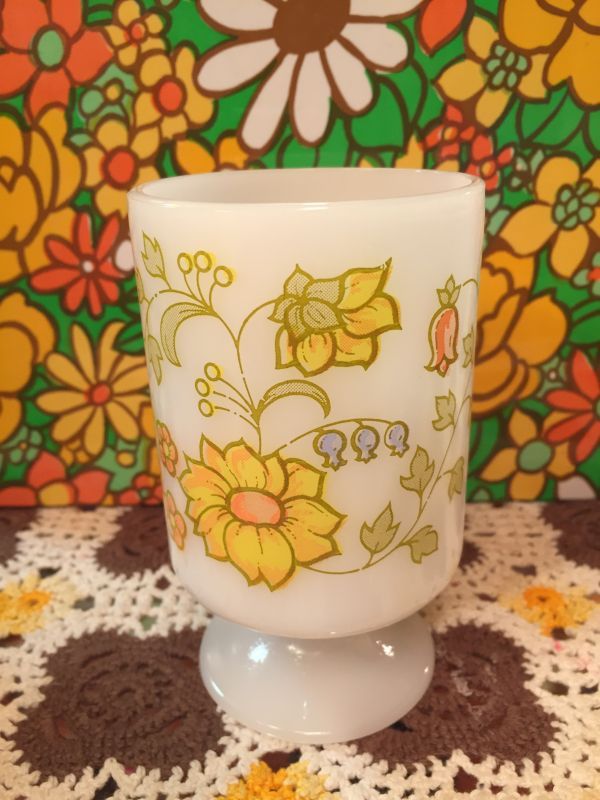 画像: FEDERAL FLOWER柄脚付きMug