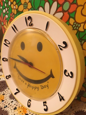 画像: Smile WallClock Have a happy Day