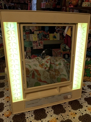 画像: Lighted MakeUp Mirror