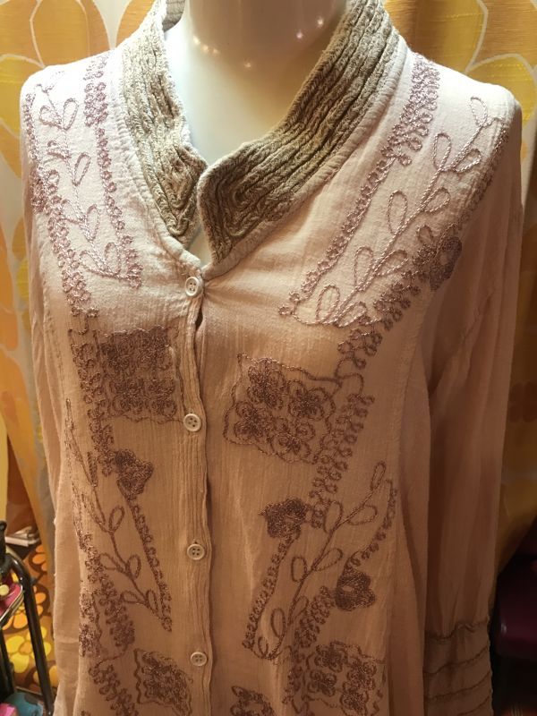 画像: ベージュピンク インド綿 刺繍ブラウス