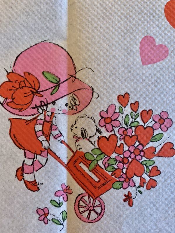 画像2: Heart&Dog‣Girl Picking Flowers Vintage PaperTablCloth