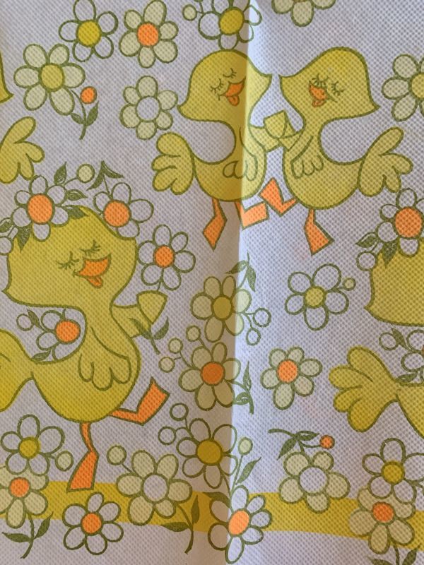 画像: FLOWER&Dancing Chick Vintage PaperTableCloth