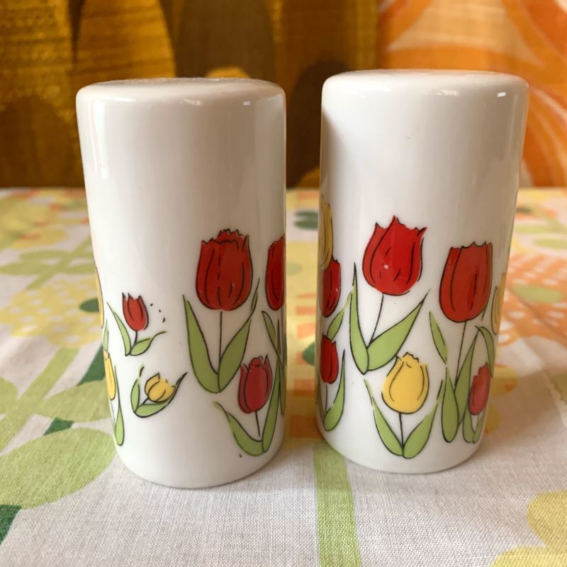 画像2: RD/YE Tulips Salt&Pepper 2P