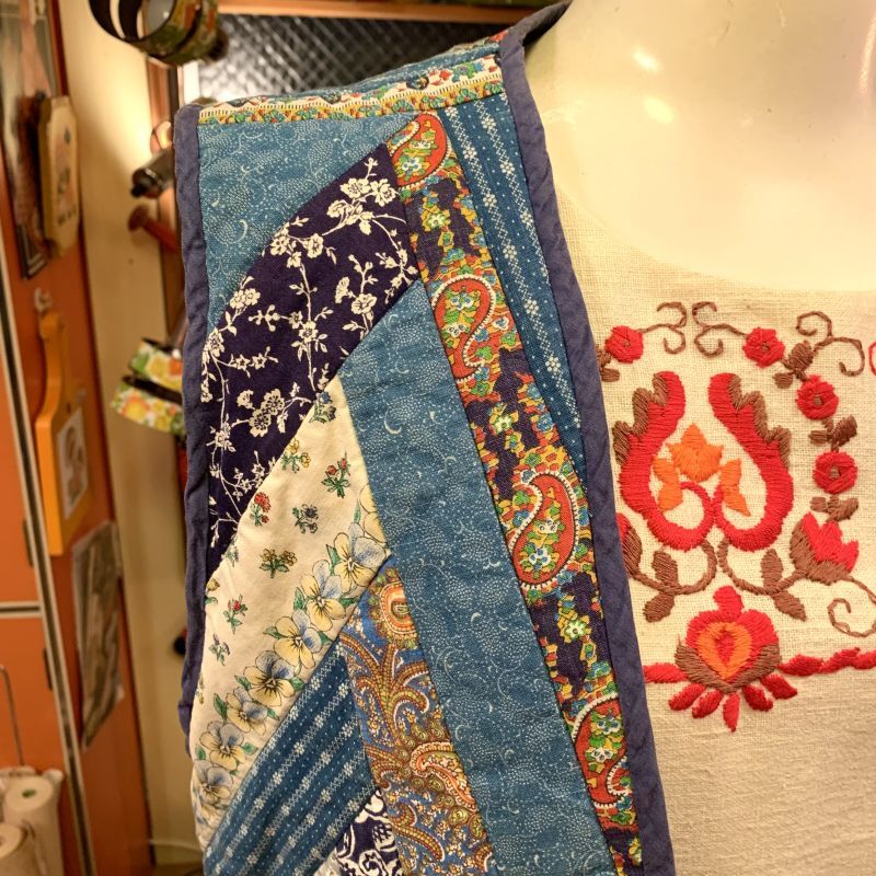 画像: BL Flower・Paisley Patchwork quilting vest