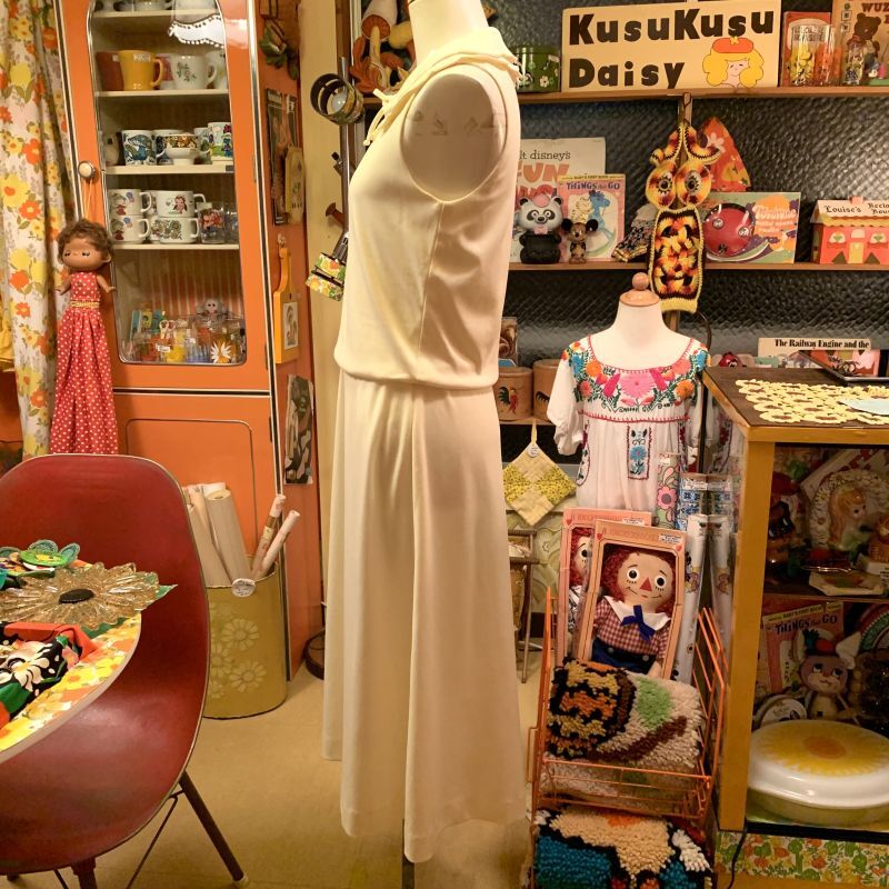 画像: Overlap scallop collar polyonepiece