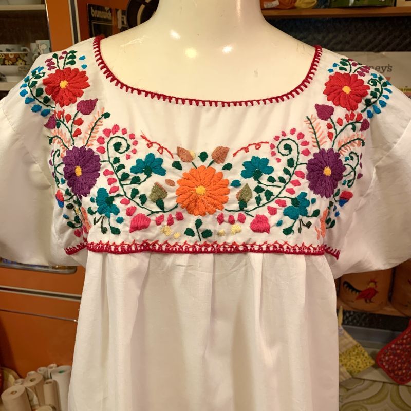 画像: Flower emboridery mexican tops