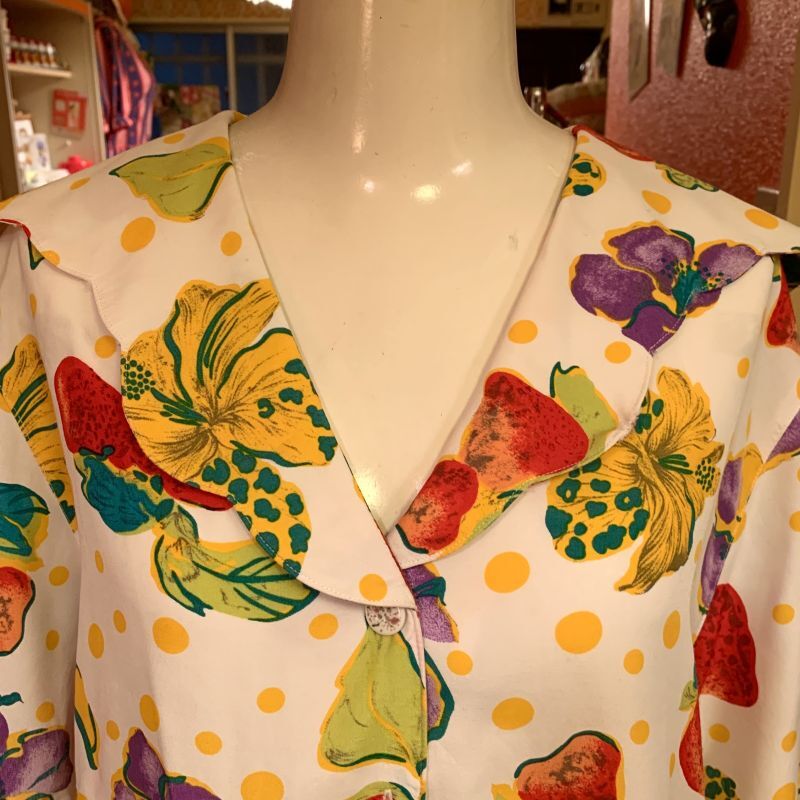 画像: Strawberry&flower柄Scalloped blouse