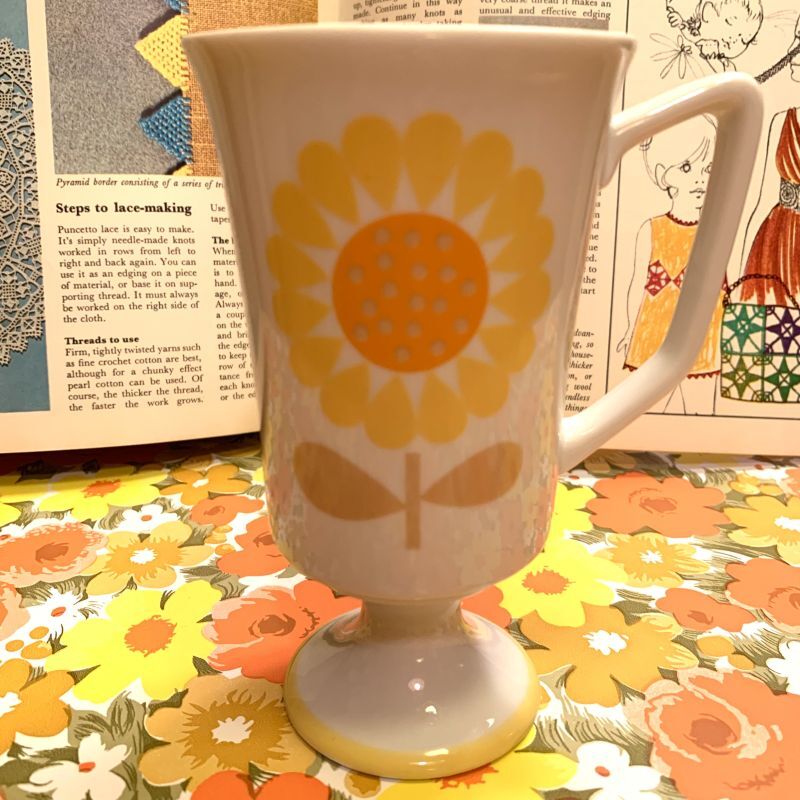 画像: OR/YE FLOWER脚付きMug