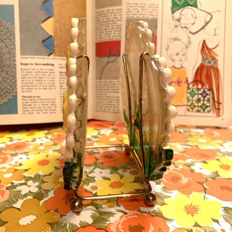 画像: Vintage Daisy Napkin holder