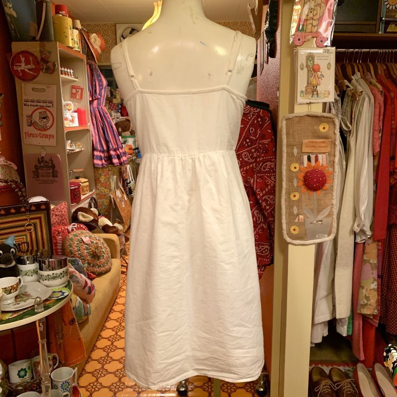 画像: Flower Embroidered camisole dress 