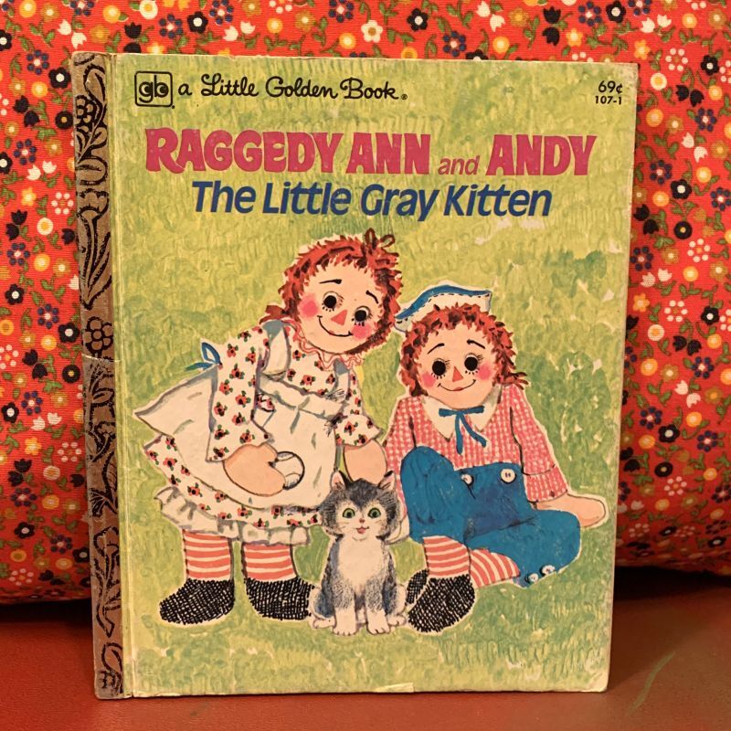 画像1: RAGGEDY ANNandANDY The Little Gray Kitten Picture book