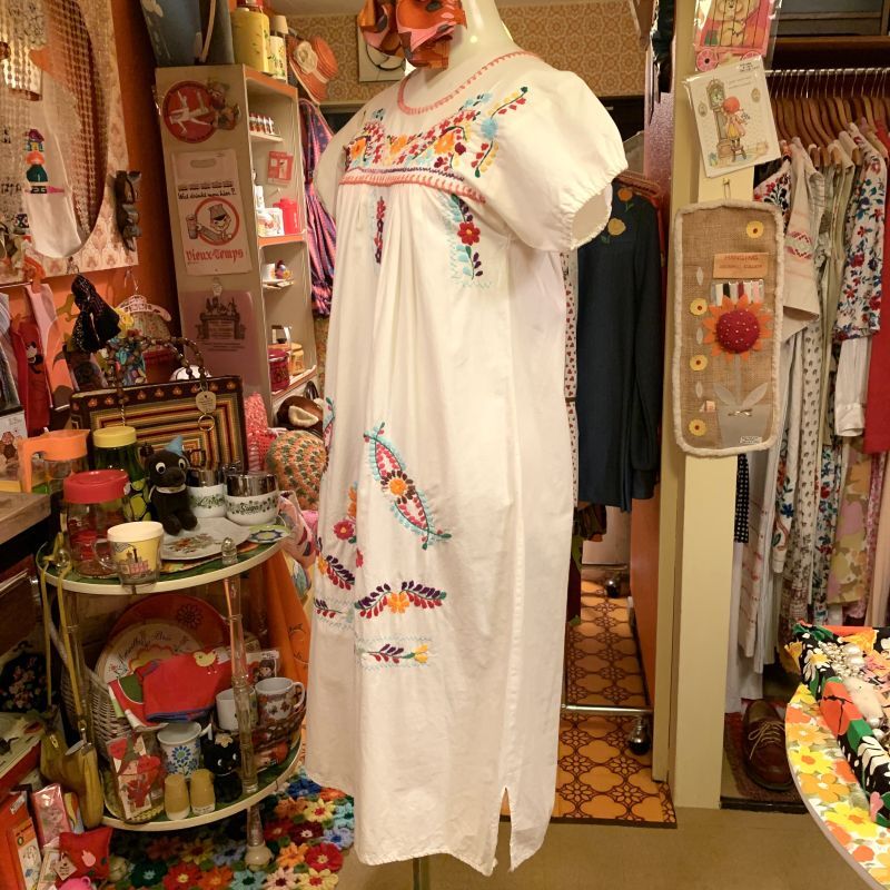 画像: Flower embroidery mexican dress  