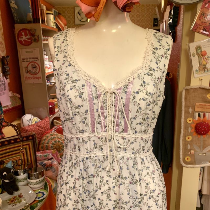 画像: Floral pattern long dress